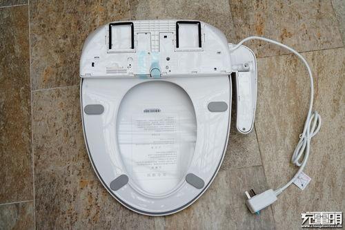 国产智能马桶盖测试视频,功能全面，性价比高，值得入手